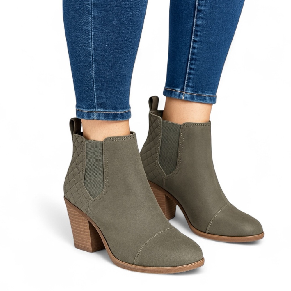 TOM’S Women’s Everly Chelsea Bootie Sz 5 Pull On Stacked Heel